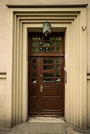 PAULOVE Apartments