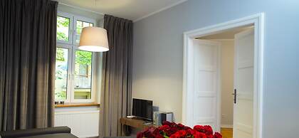 PAULOVE Apartments