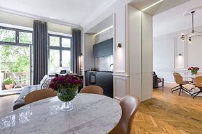 PAULOVE Apartments