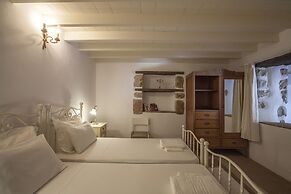 Theologos Houses