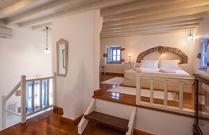 Theologos Houses