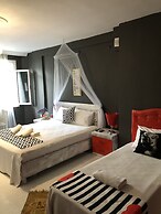 Beyaz ev Hotel