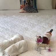 Beyaz ev Hotel