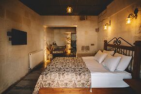 Cavusin Cave House