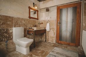 Cavusin Cave House