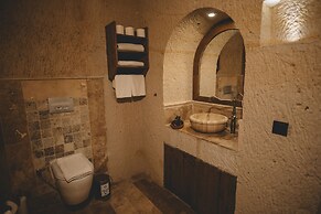Cavusin Cave House