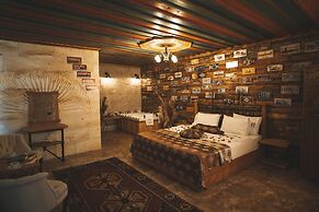 Cavusin Cave House