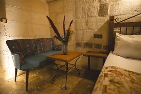 Cavusin Cave House