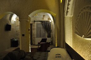 Cavusin Cave House