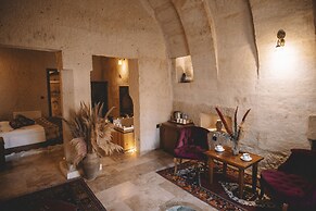 Cavusin Cave House