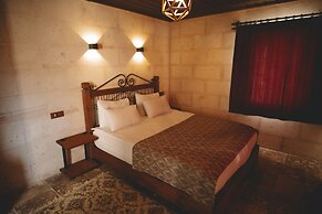 Cavusin Cave House