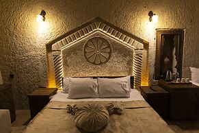 Cavusin Cave House