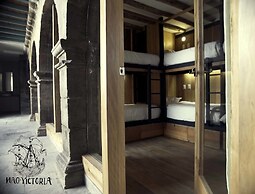Nao Victoria Hostel