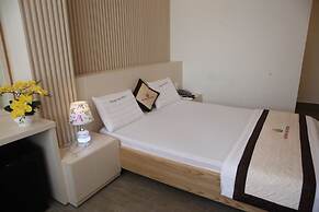 Huynh Duc 2 Hotel
