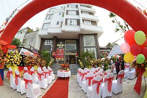 Huynh Duc 2 Hotel