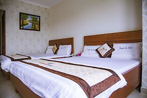 Huynh Duc Hotel