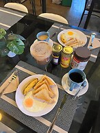 Big Paul Hostel - Adults Only