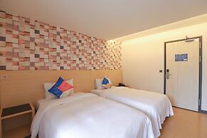Dream 12 Hotel