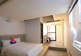 Dream 12 Hotel
