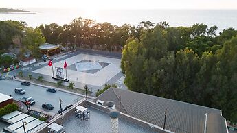 Elada Luxury Otel