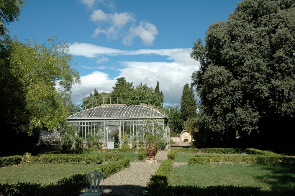 Chateau De Raissac