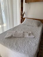Yuksel Hotel