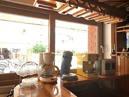 Yuksel Hotel