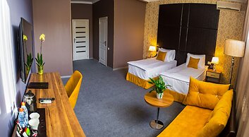 Square Inn