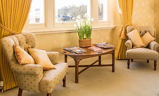 Aylworth Manor