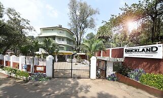 Jaffer Bhai's Brickland Hotel