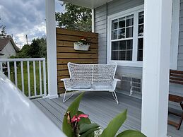 Gateway to Greenwich Suites