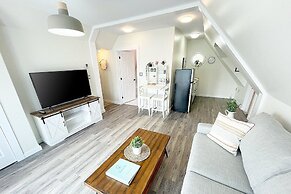 Gateway to Greenwich Suites