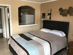 Economy Guest Village and Apartments