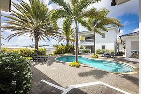 Palm Crest