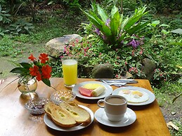 Cabañas Armonía y Jardín de Orquideas