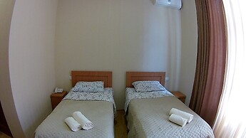 Canyon Hotel