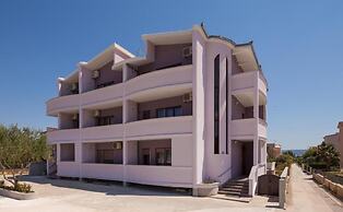 Apartments Mara