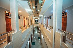 Amber Palace Hotel