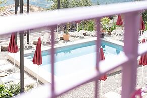 Hotel Corona