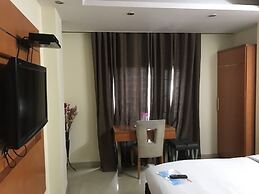 Hotel R Continental