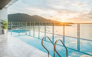 Grand Gold Hotel