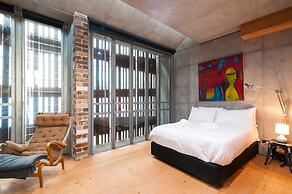 Executive Rental Style House