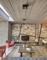 Executive Rental Style House