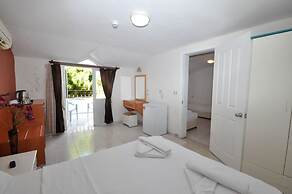 Lale Hotel