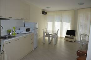Admiral Plaza Apartments