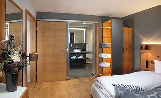 Black Forest Lodge