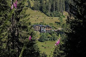 Black Forest Lodge