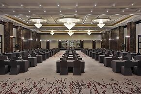 Beach Rotana Residences