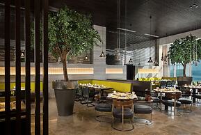 Beach Rotana Residences