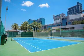 Beach Rotana Residences